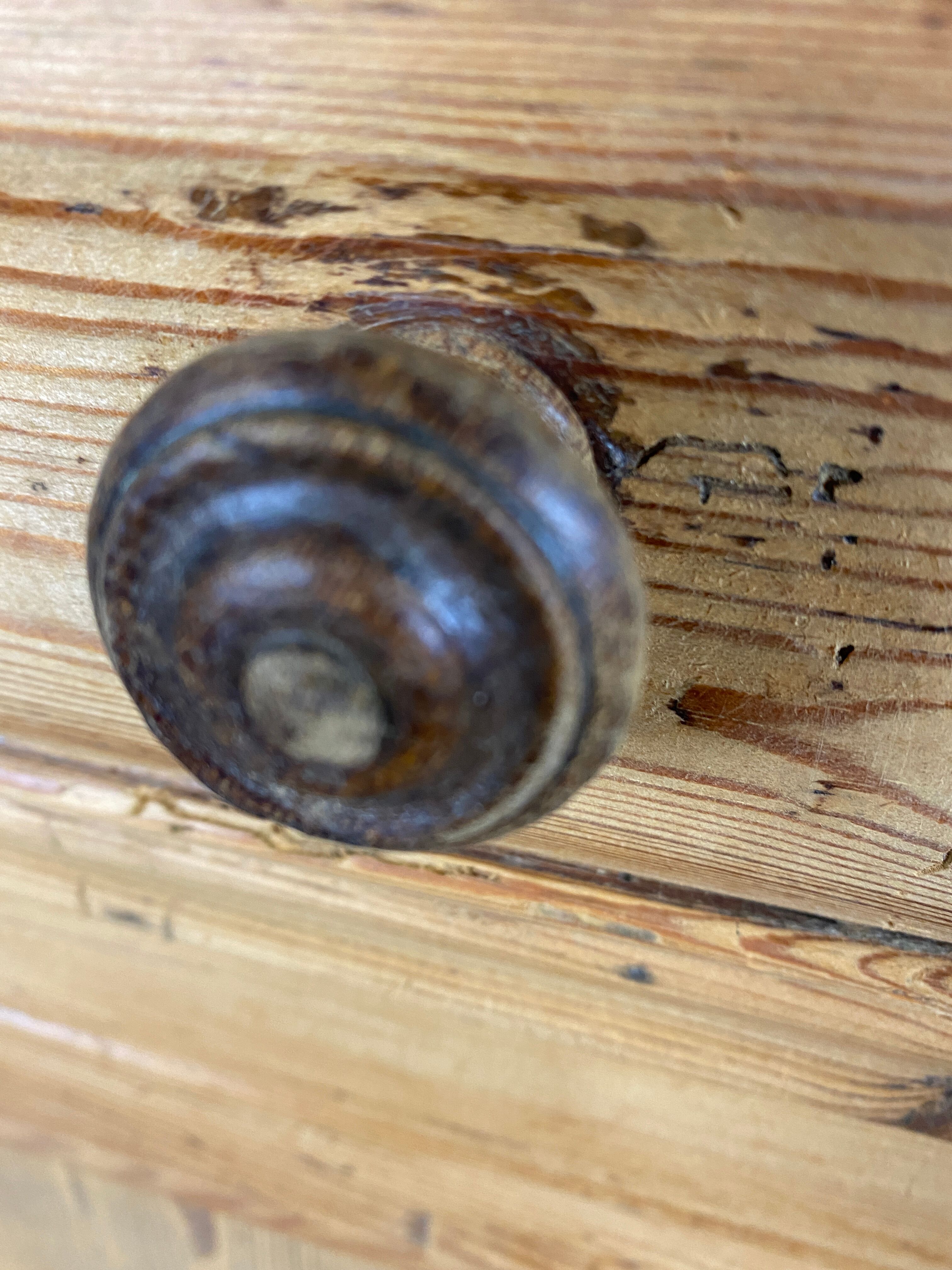 Country buffet in pitchpin