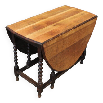oval folding table