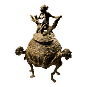 Bronze pot from the Dogon ethnic group