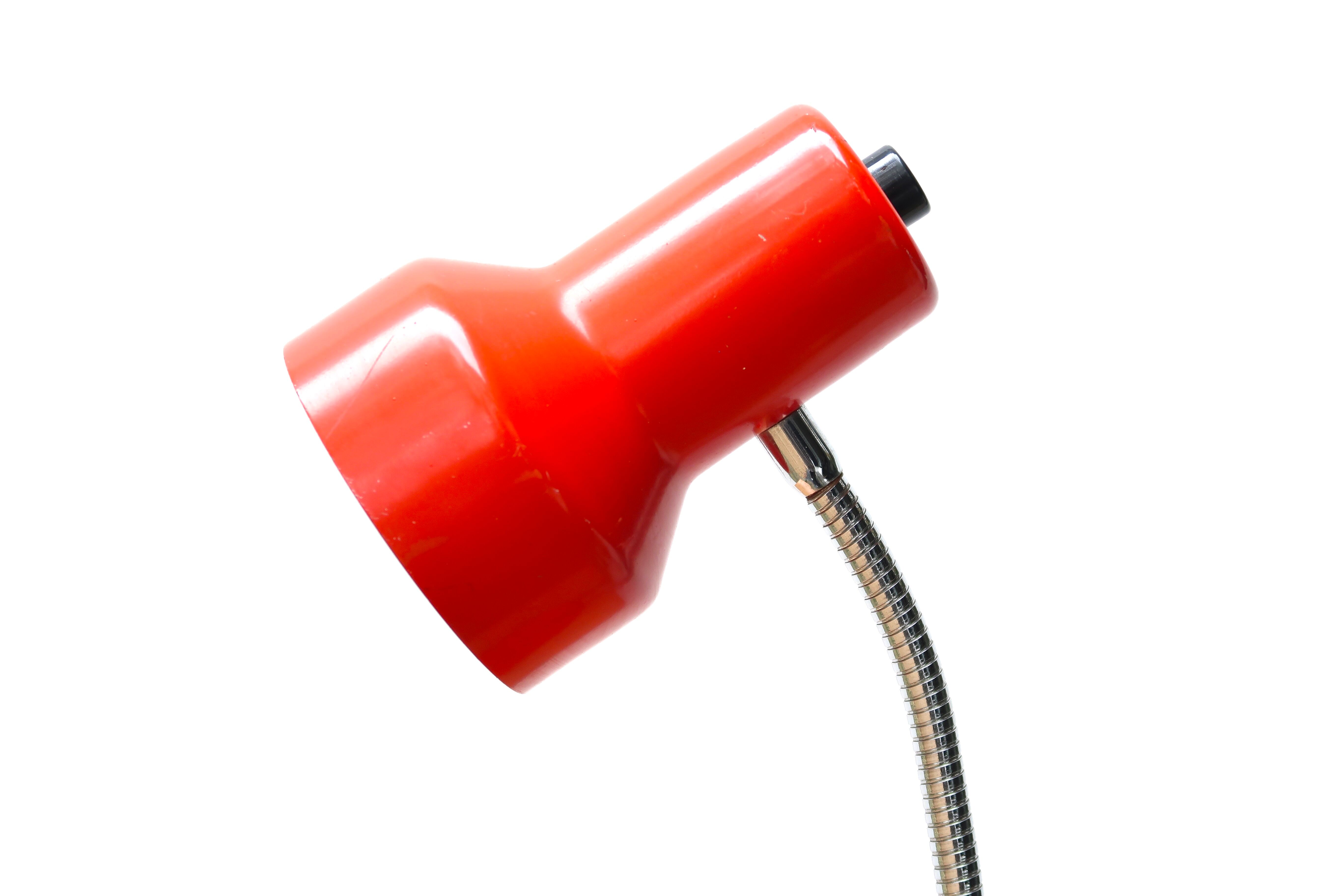Veneta Lumi articulated red desk lamp, 60s