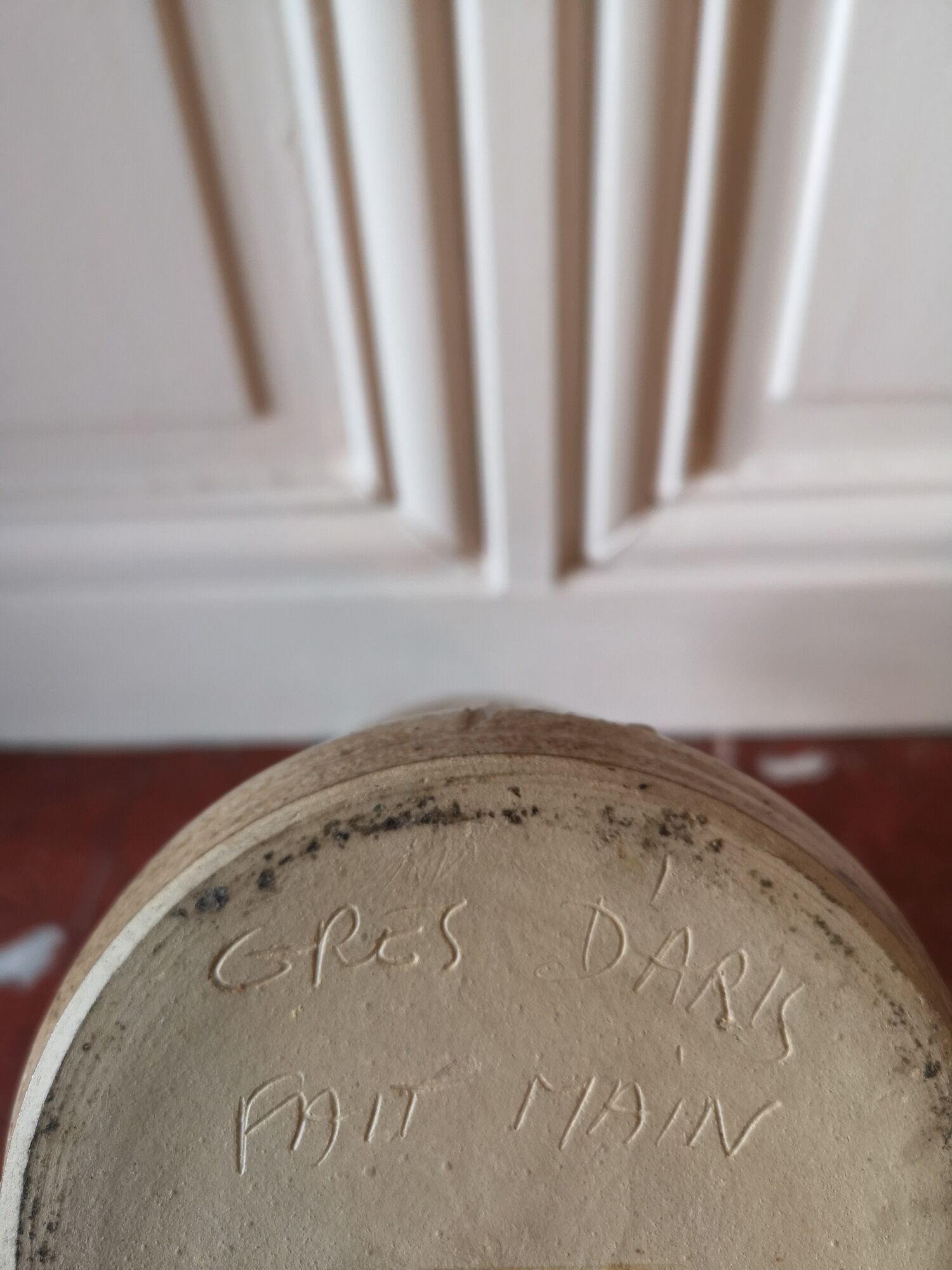Umbrella holder or vintage vase for dried flowers in sandstone