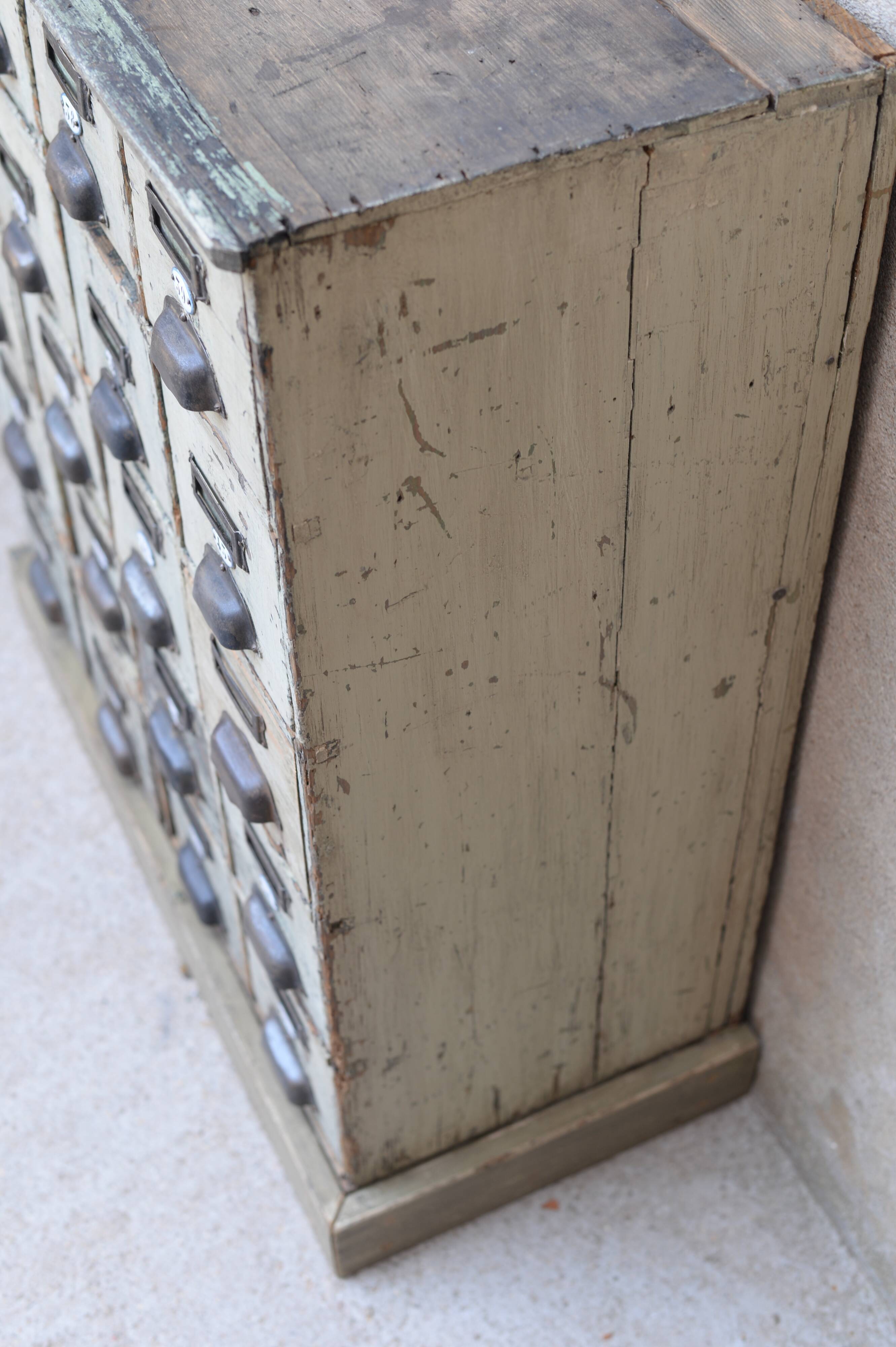 Antique patina craft furniture