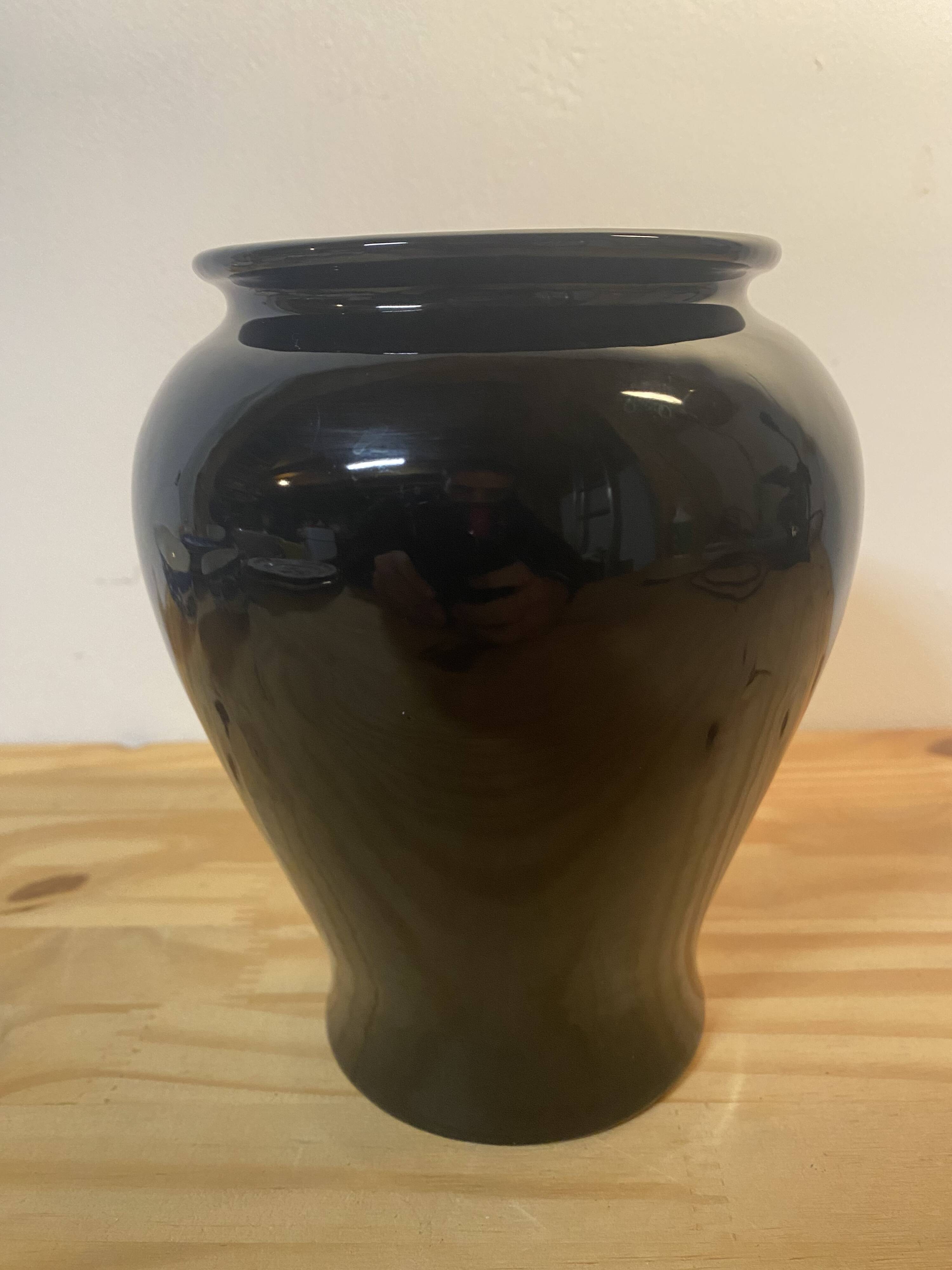 Vase d'inspiration Japonaise noir en céramique • Faisan doré et motif floral •
