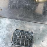 Lutrana grocer's scale