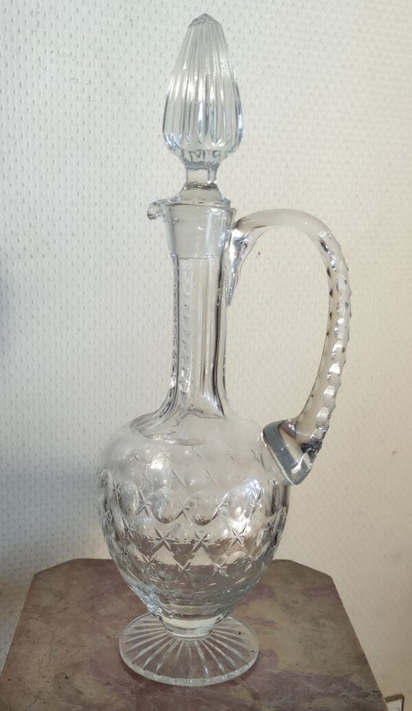 Ancienne carafe en cristal