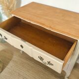 Antique chest of drawers