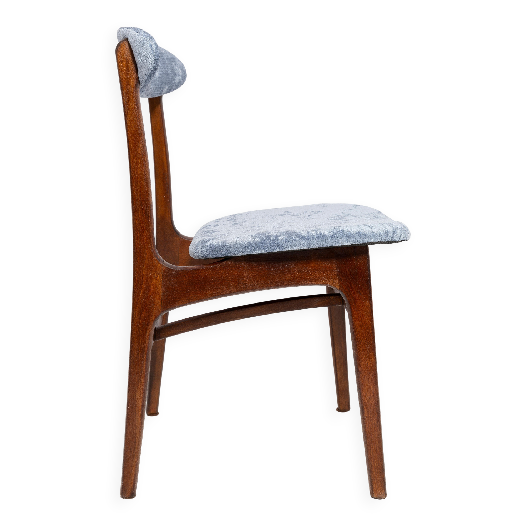 Pair of vintage lavender velvet chairs from the mid-century, designed by Rajmund Hałas, Poland, 1960.