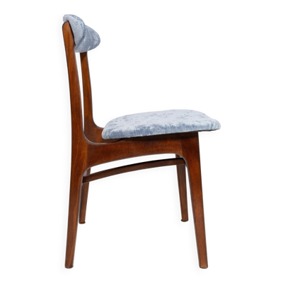 Paire de chaises vintage en velours lavande de milieu de siècle, conçues par Rajmund Hałas, Pologne, 1960