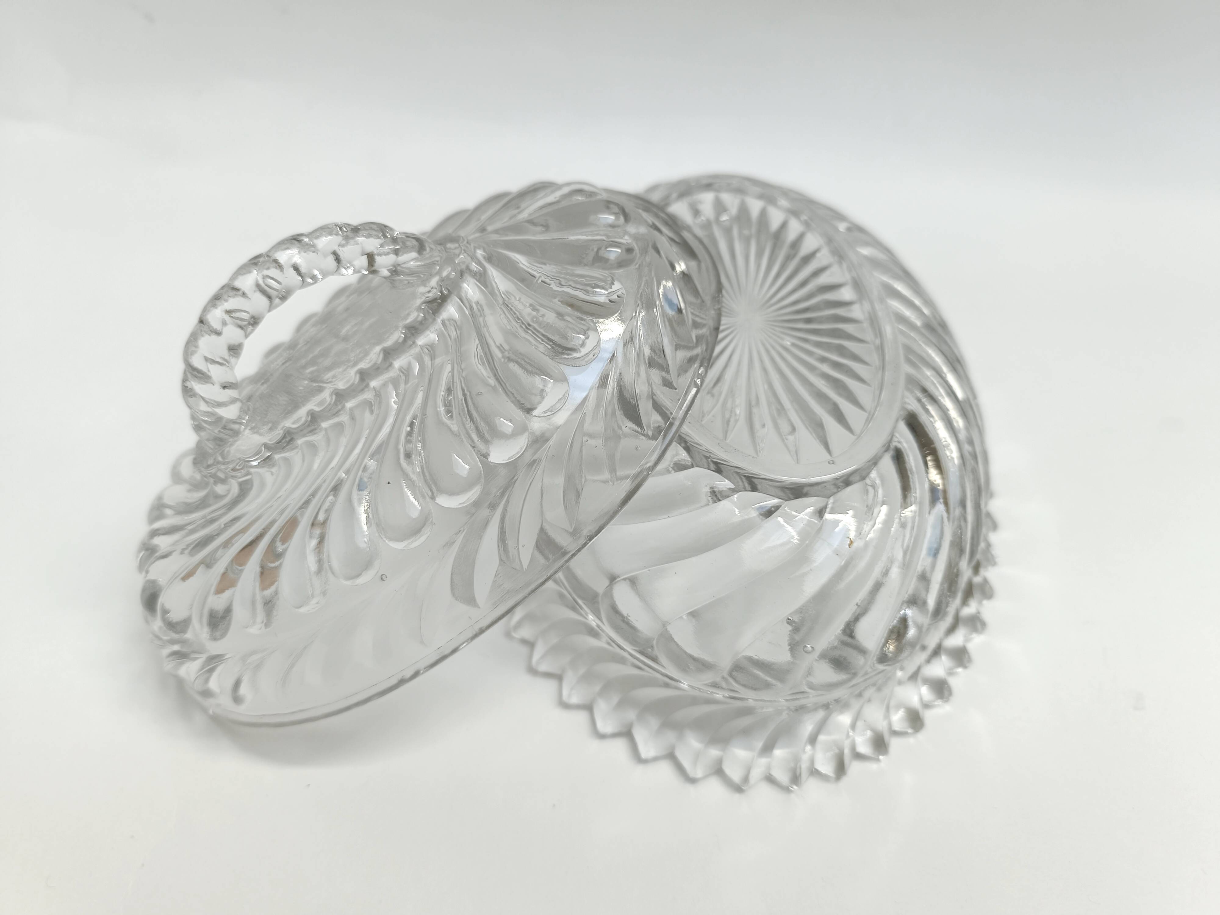 SV glass butter dish