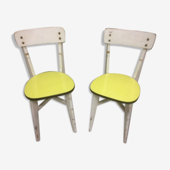 2 chaises en formica