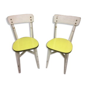 2 chaises en formica