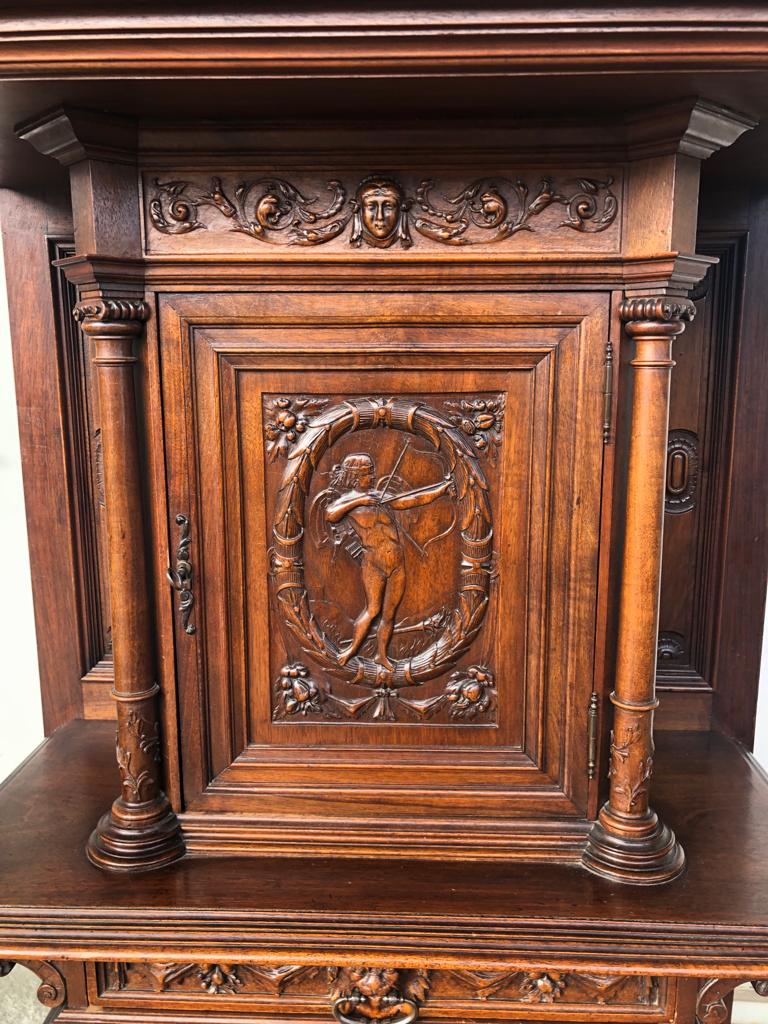Credence In Walnut Style Renaissance Late Nineteenth Century - Buffet - Dessert