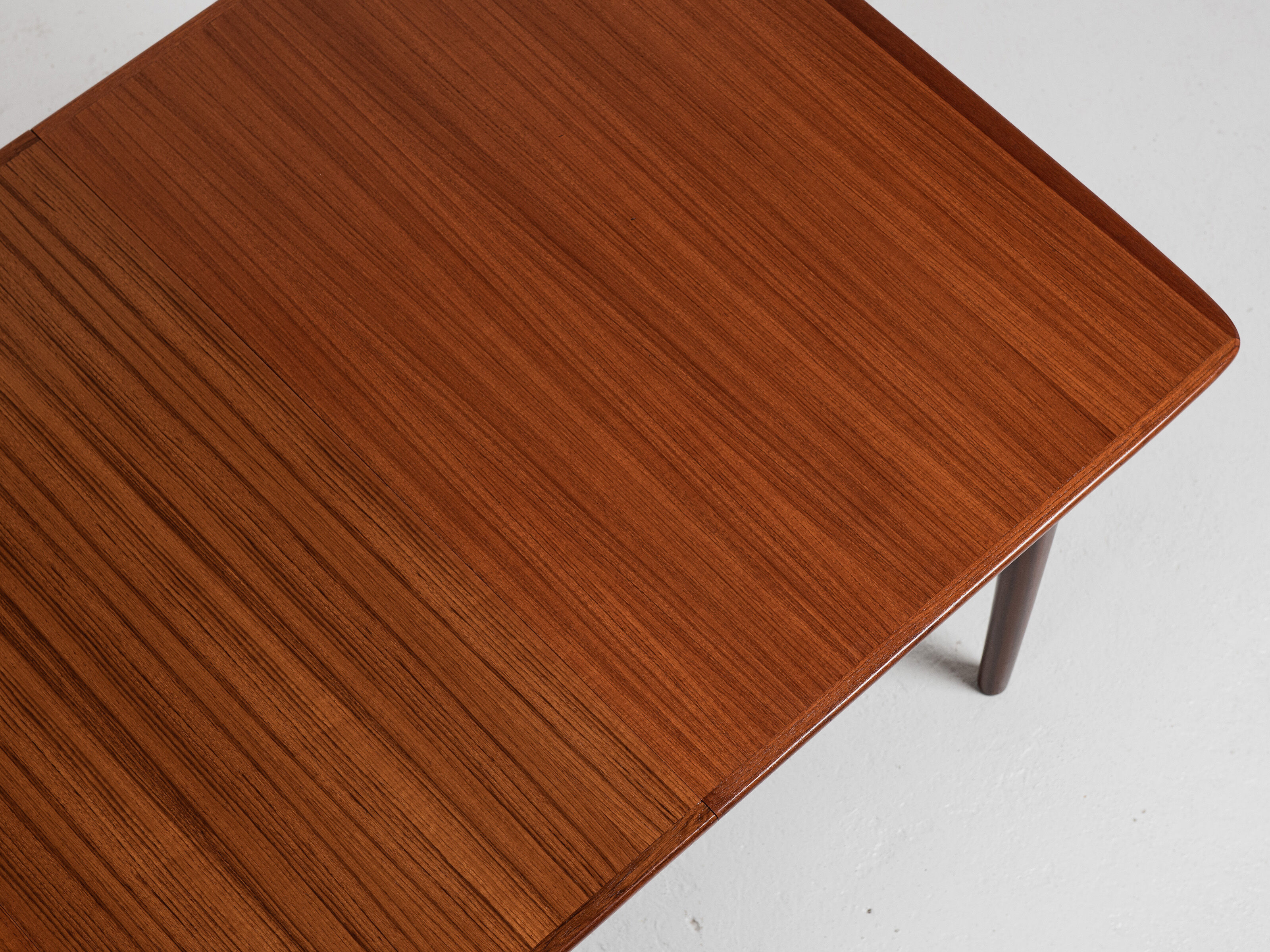 Midcentury extendable dining table in teak by Alf Aarseth for Gustav Bahus 1960s