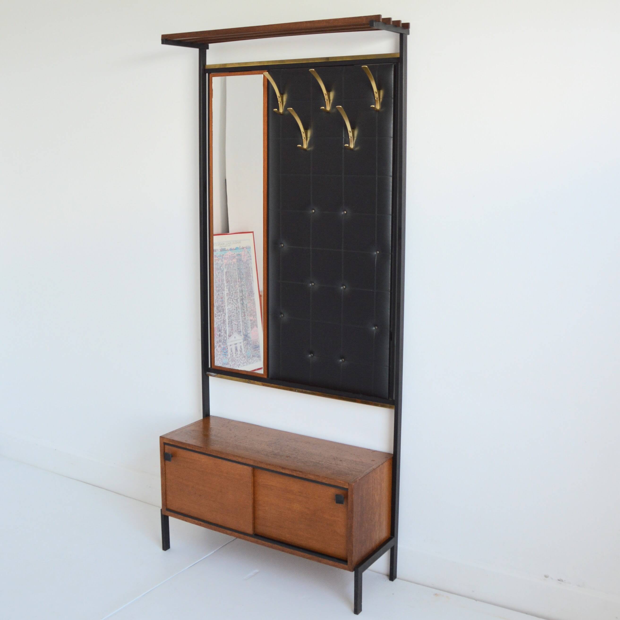 Entrance hall / Coat rack / Scandinavian hats from the 50s / 60s