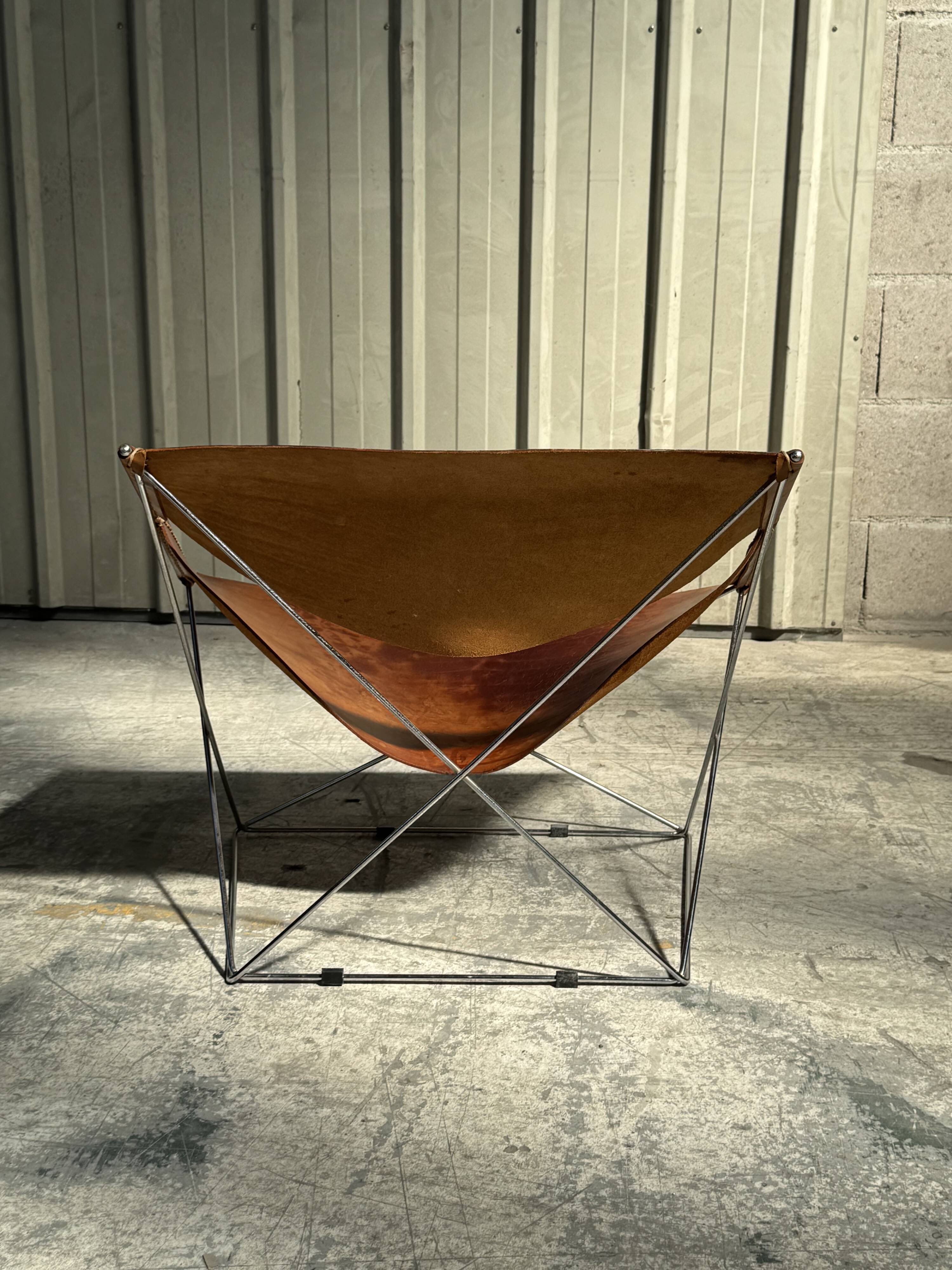 F675 "Butterfly" armchair in cognac patina by Pierre Paulin for Artifort 60
