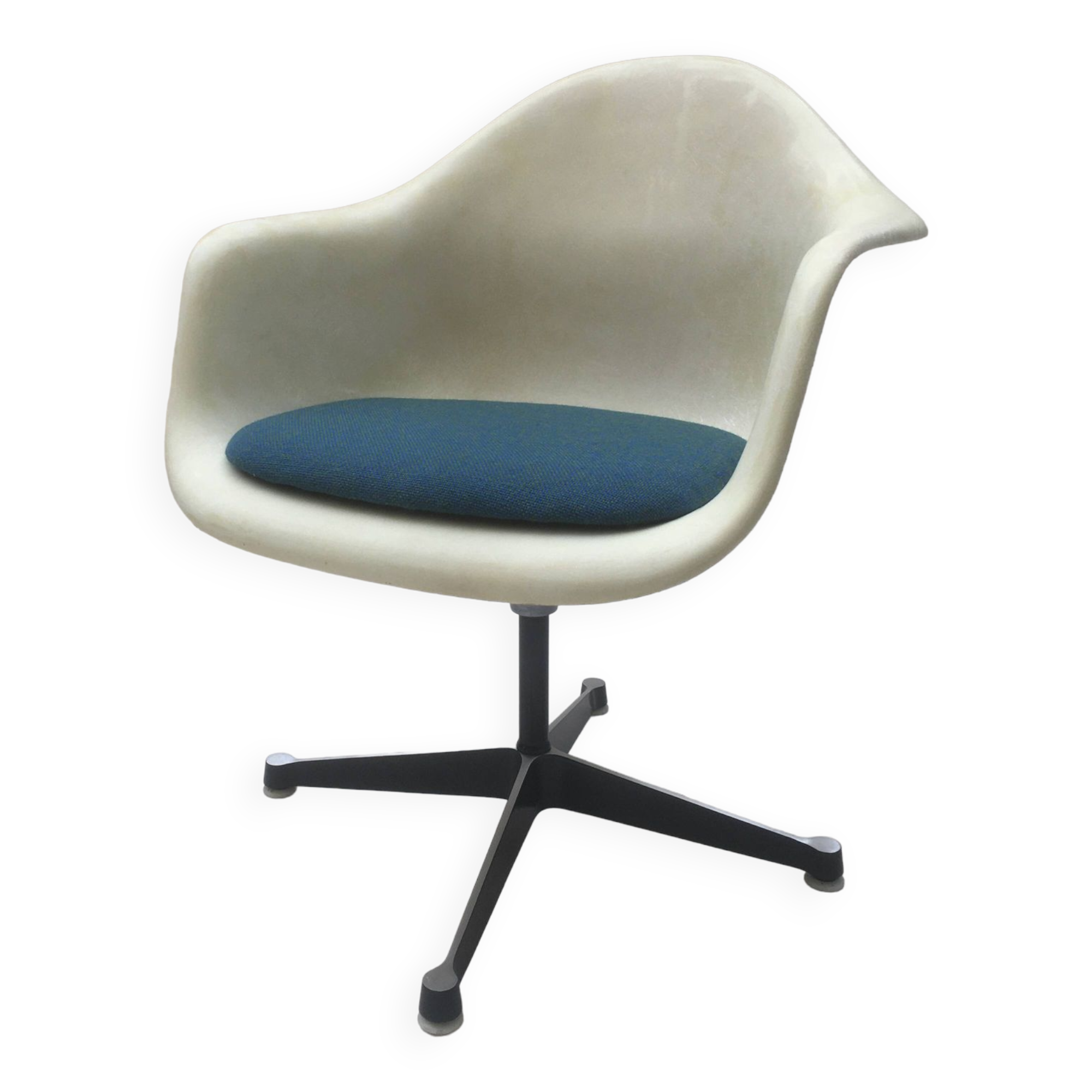 Charles & Ray Eames PACC armchair for Herman Miller