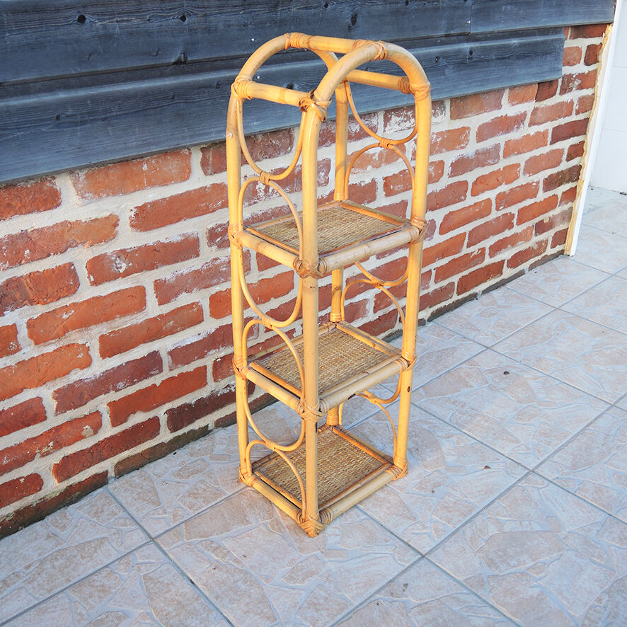 Ancienne colonne 3 étagères en bambou et osier