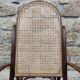 Fauteuil rocking-chair cannage et bois courbé