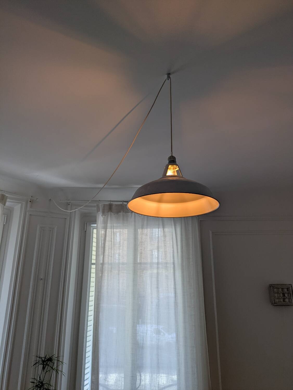 Industrial white metal pendant light