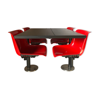 Table "Caffetteria" by Osvaldo Borsani for Tecno