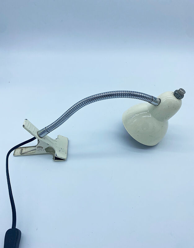 Clip-on lamp
