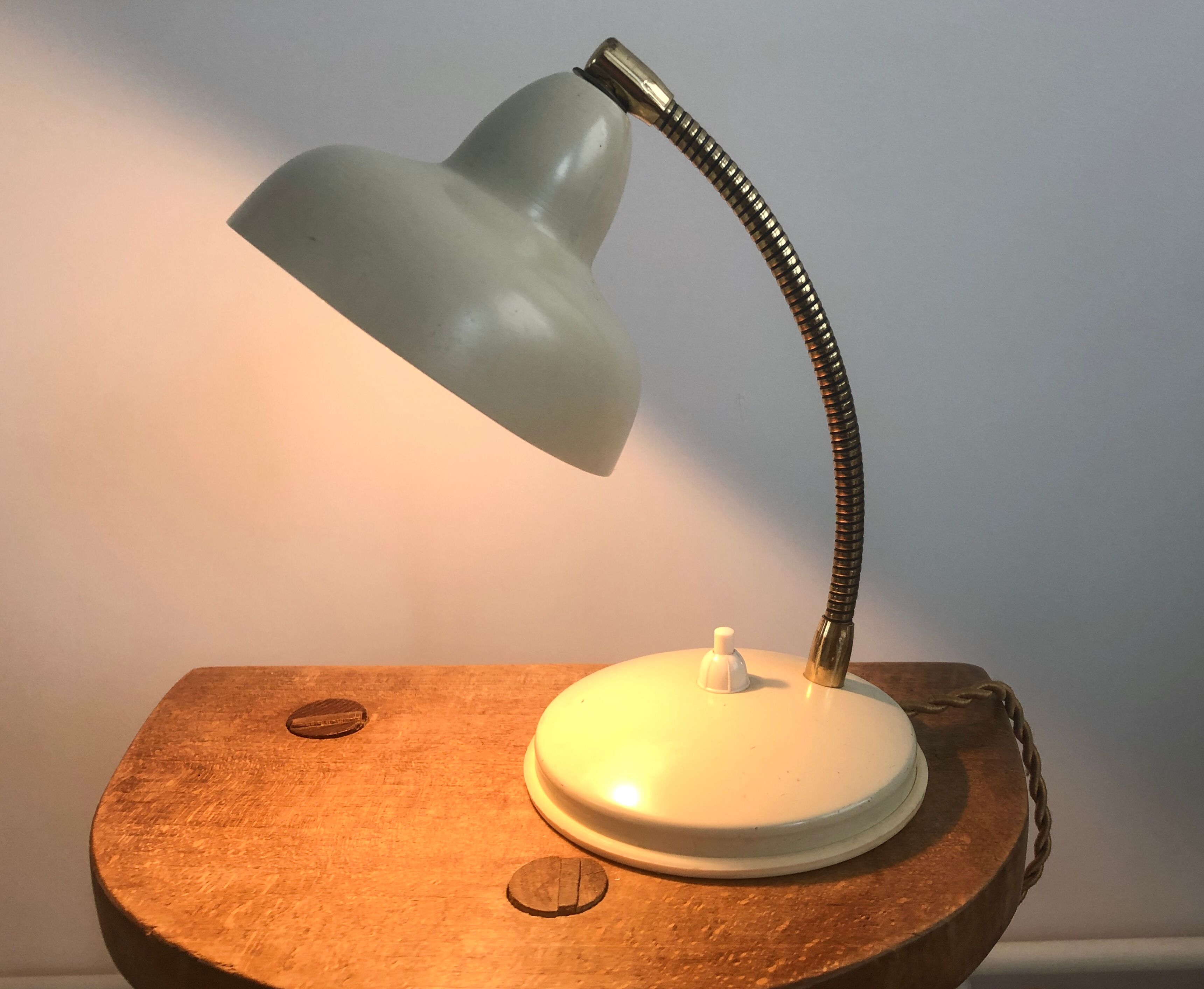 50s bedside lamp cream color