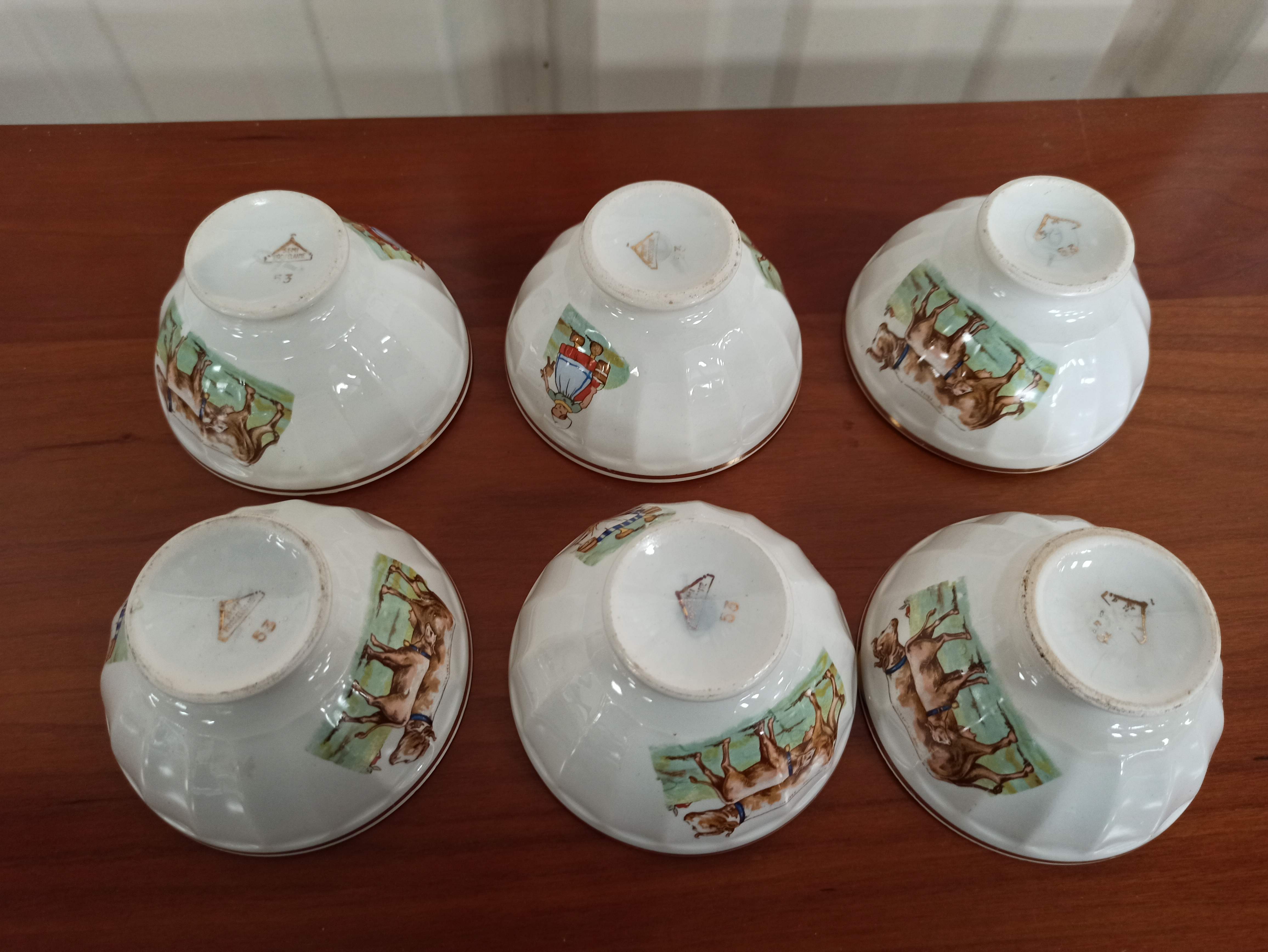 Set 6 bowls cow creamer semi porcelain old