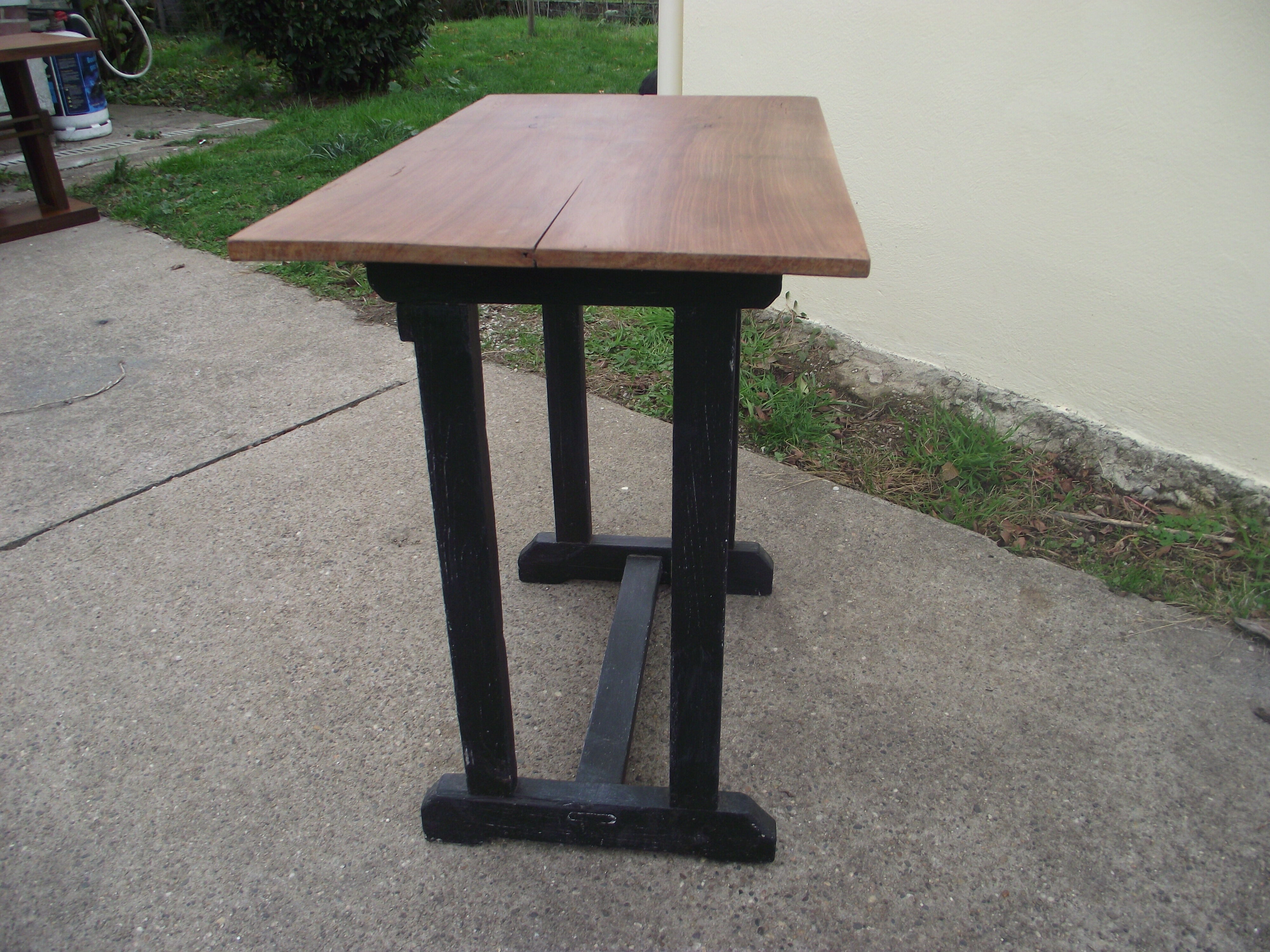 Craft old bistro table