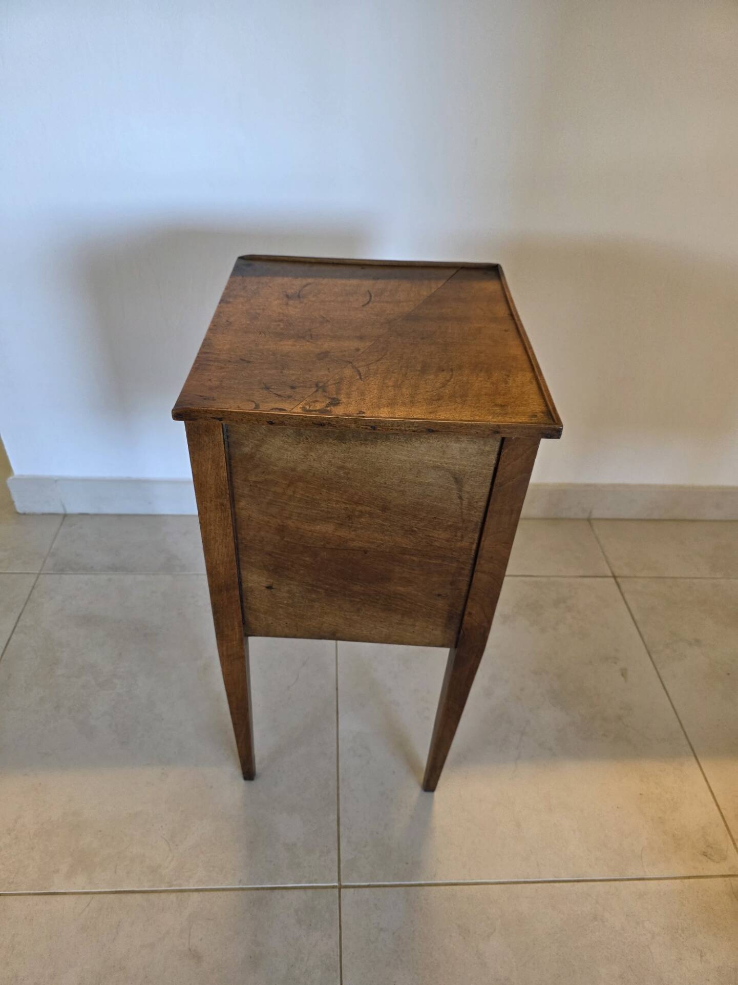 Small Louis XVI period bedside table / chest of drawers in walnut with 3 drawers