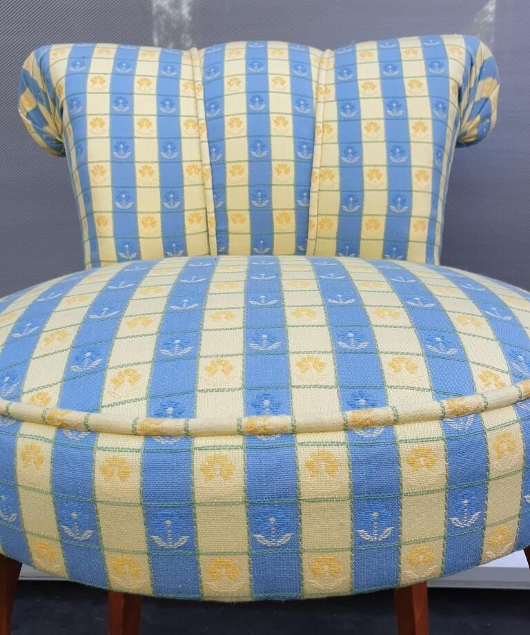 Bedroom hairdresser upholstery chair 1940