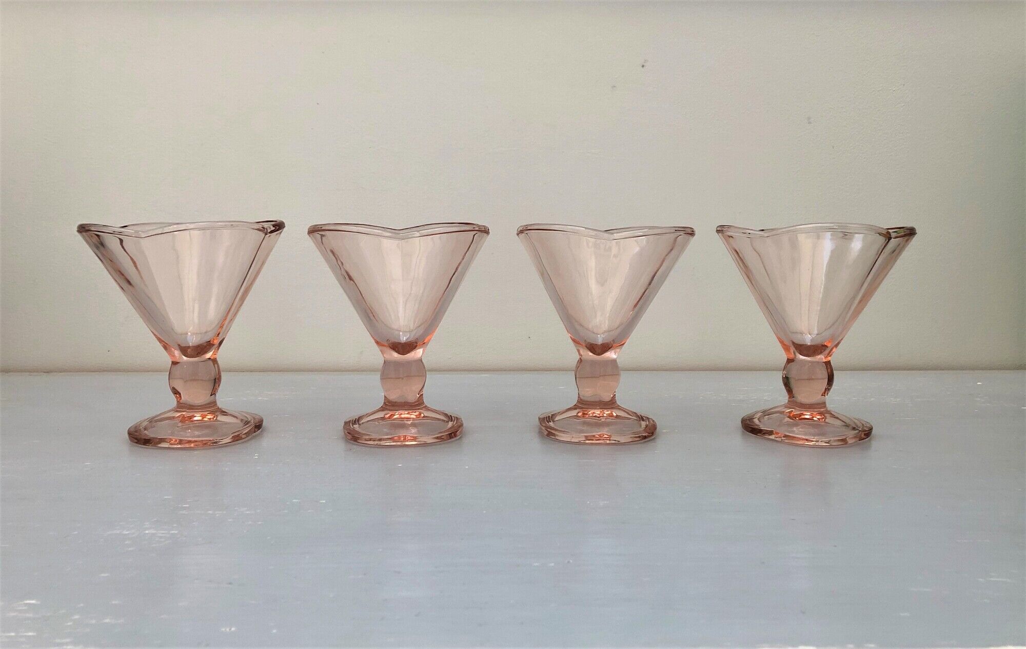 Set of 4 large ice cream bowls color rosaline vintage Italy