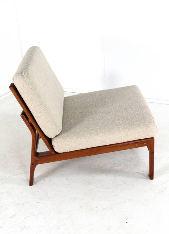 Komfort lounge chair 'Nimtofte' - Off White - danish design in teak