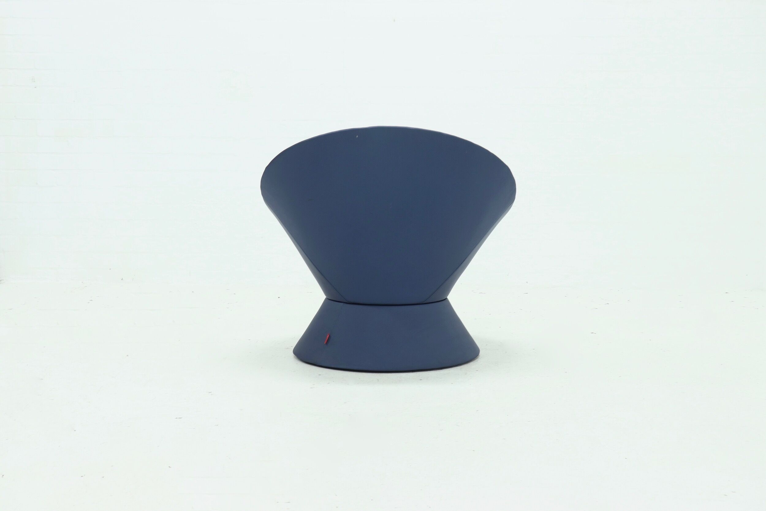 Blaster Chair by James Irvine for NgispeN