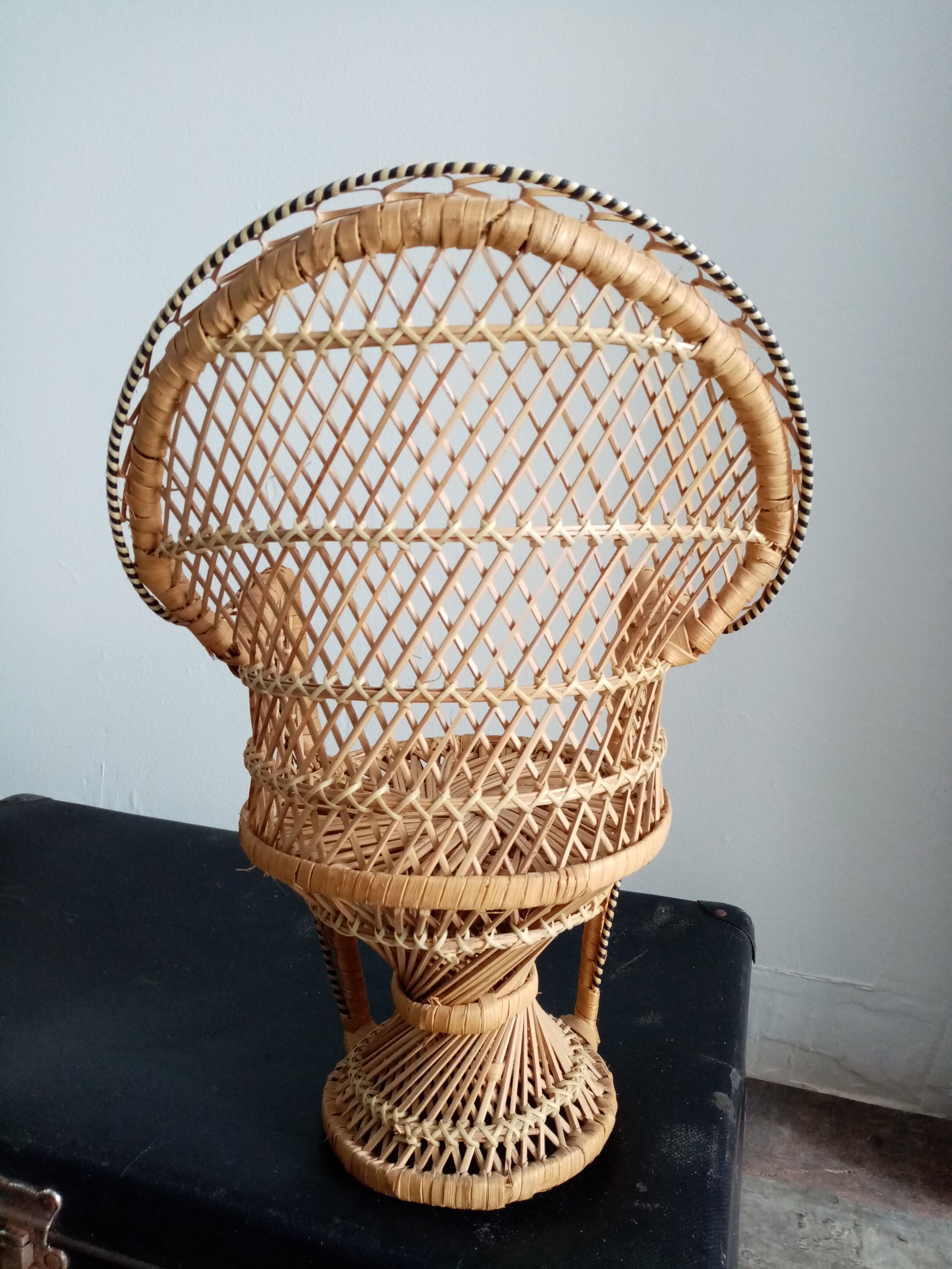 Fauteuil rotin poupée