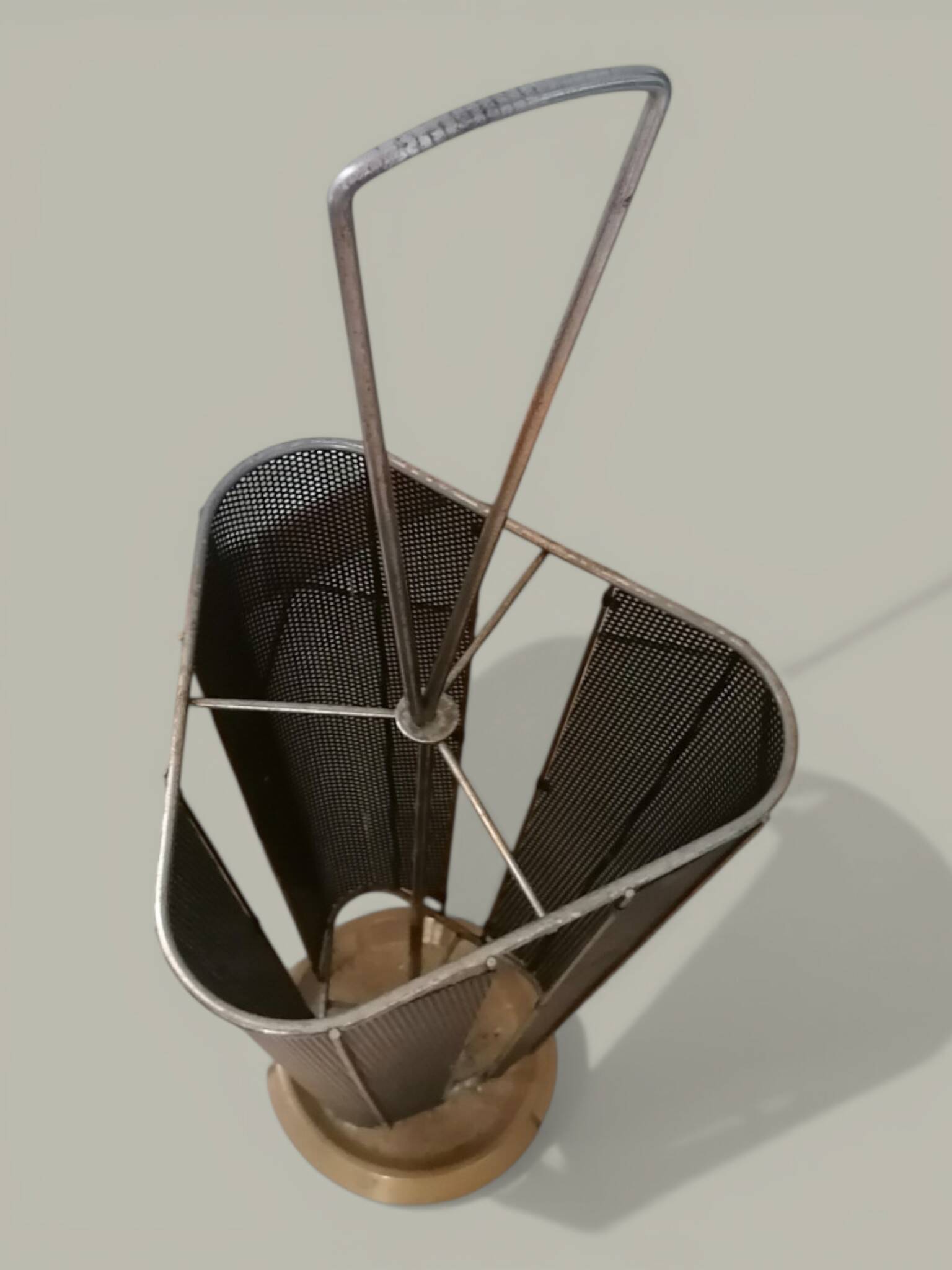Brass and perforated metal umbrella stand from the 1950s - Wagner Keller