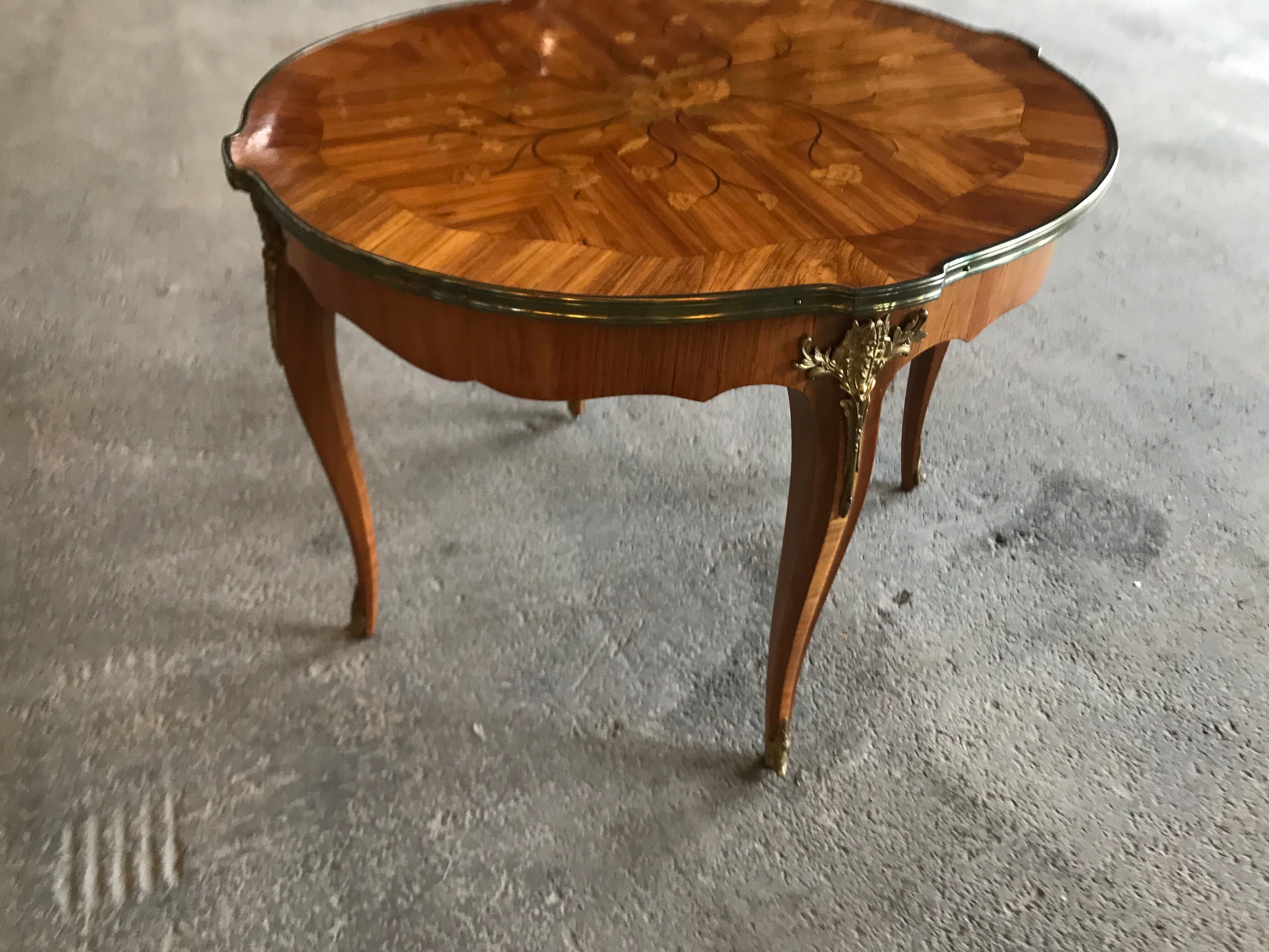 Coffee table Louis XV rosewood