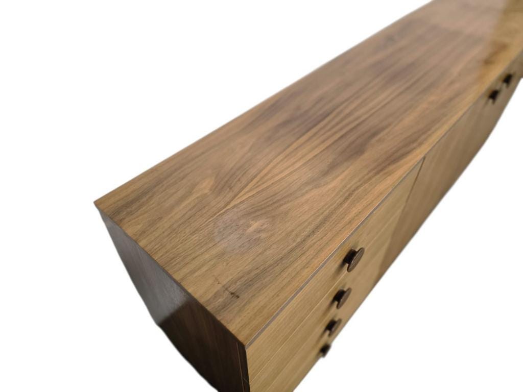 Vintage wooden sideboard / chest of drawers / sideboard