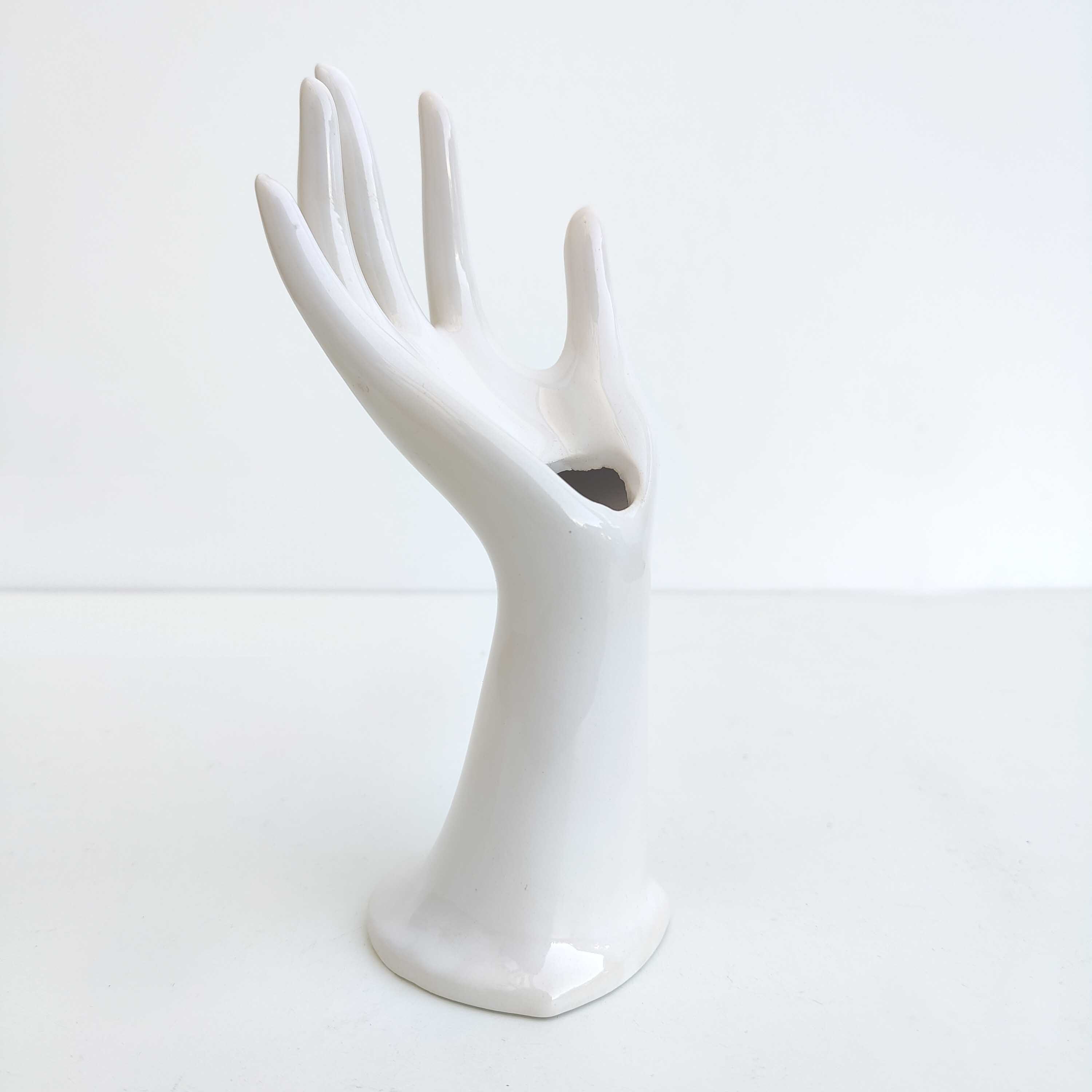 Hand ring jewelry display or vase soliflore white porcelain