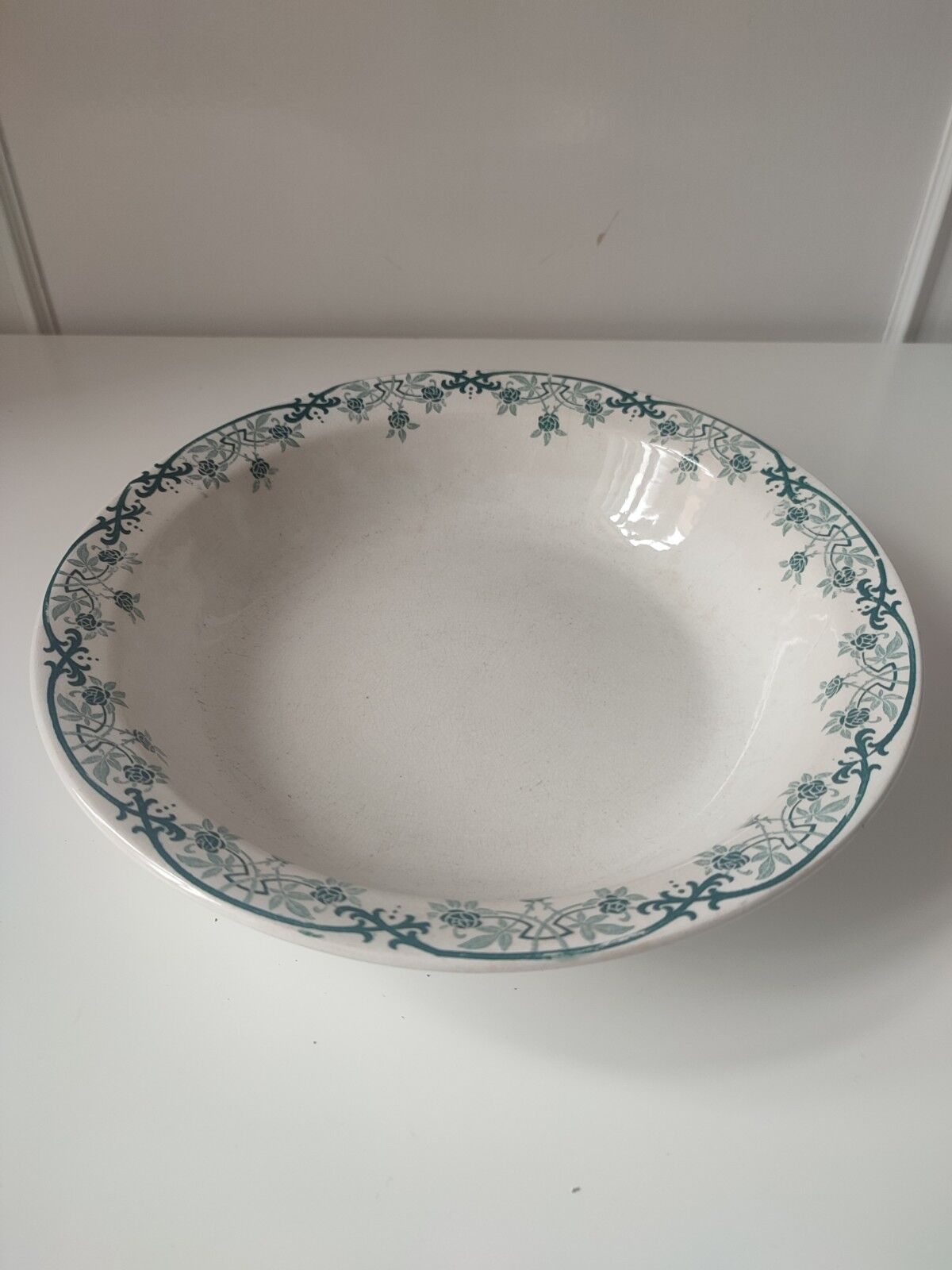 Hollow flat iron earth Saint Amand