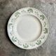 Plat rond Sarreguemines en terre de fer, service "Palmyre"