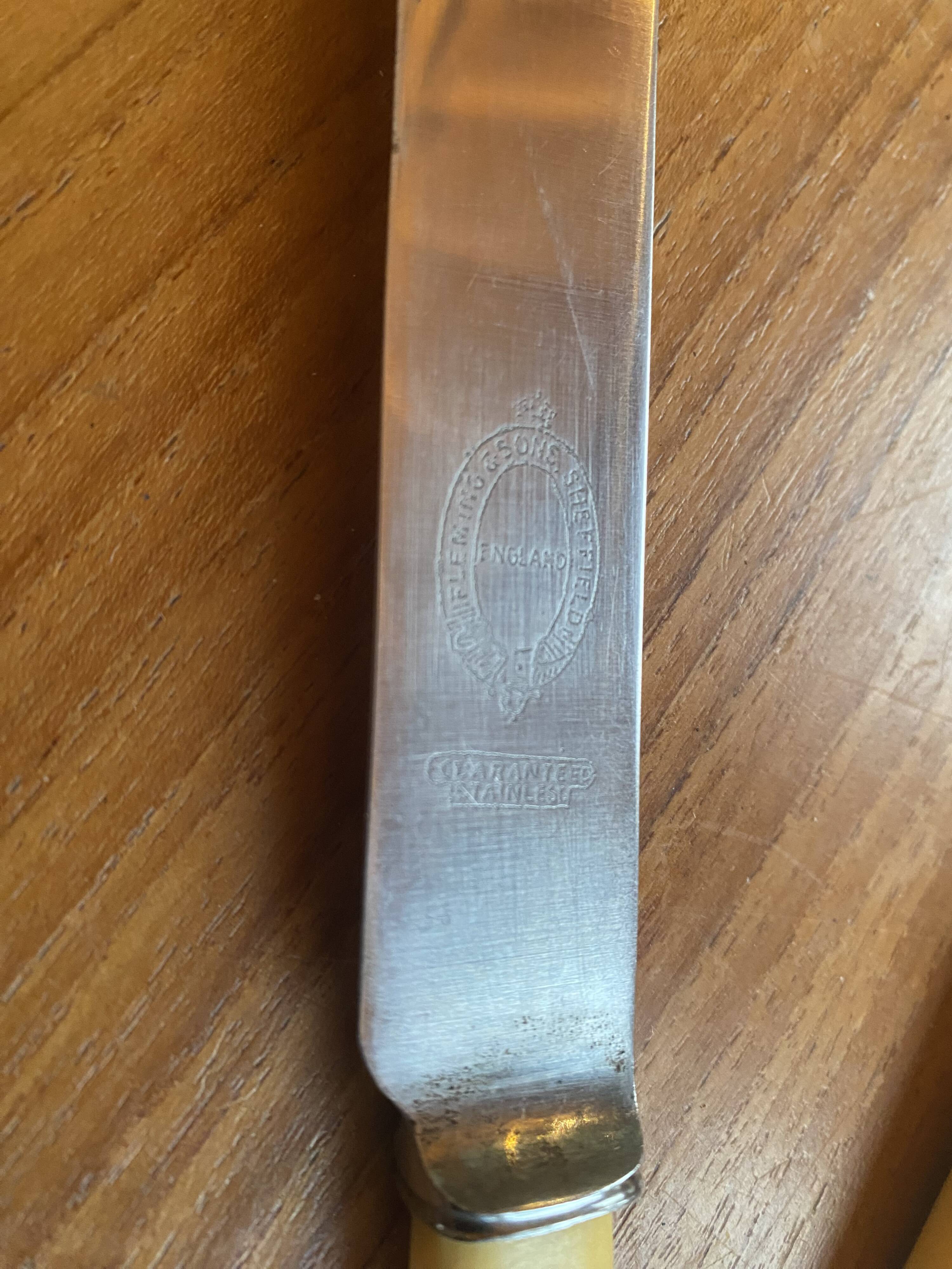 6 English stainless steel knives Fleming and sons Circa 1950