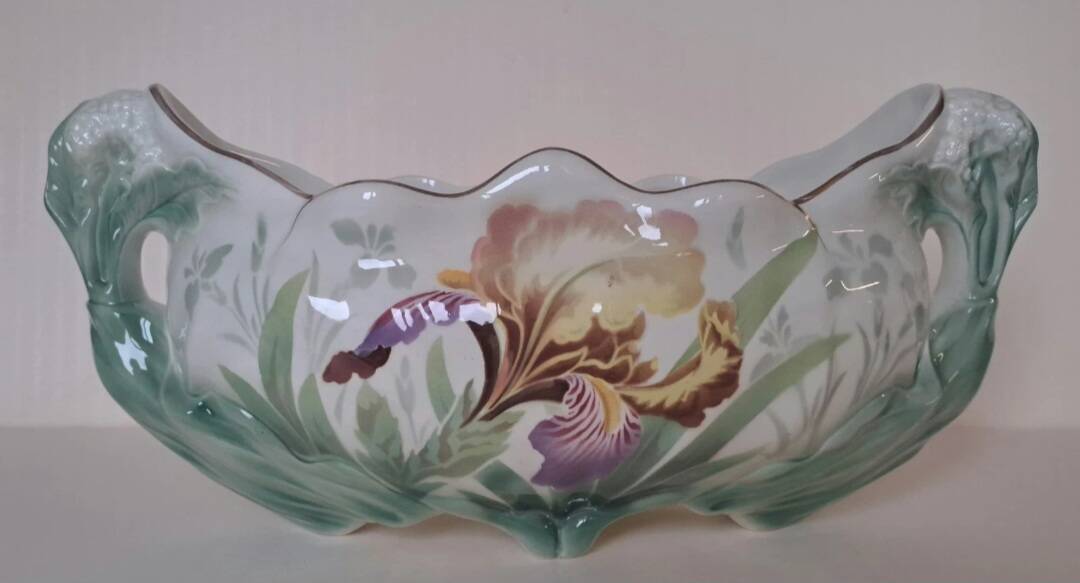 Large Keller and Guérin Lunéville earthenware planter