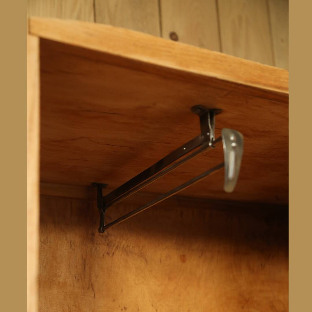 Armoire
