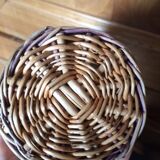 Wicker demijohn with handle