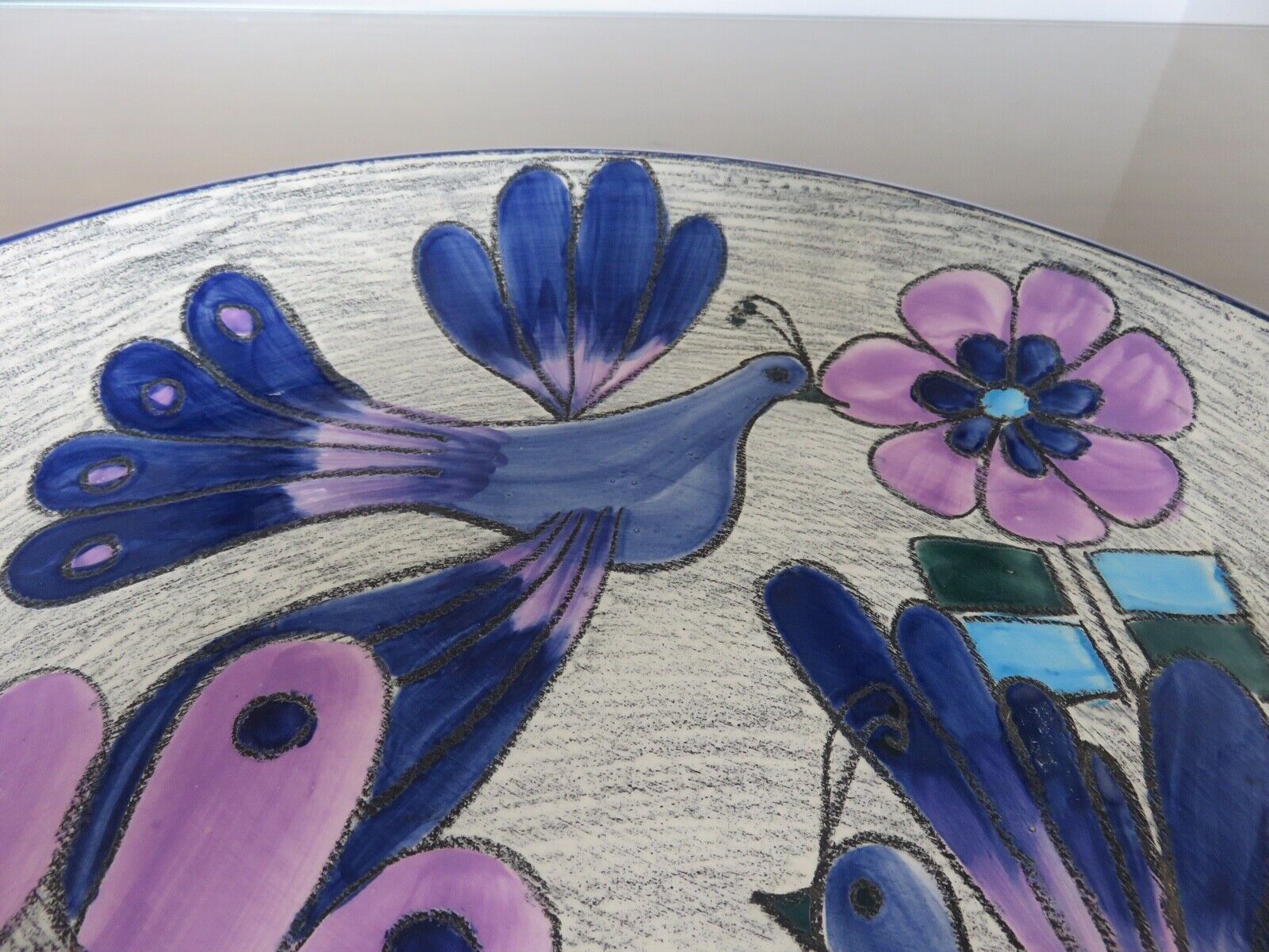 Ceramic decoration dish "peacock" Vega cuenca ecuador