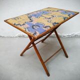 Folding table bamboo and fabric