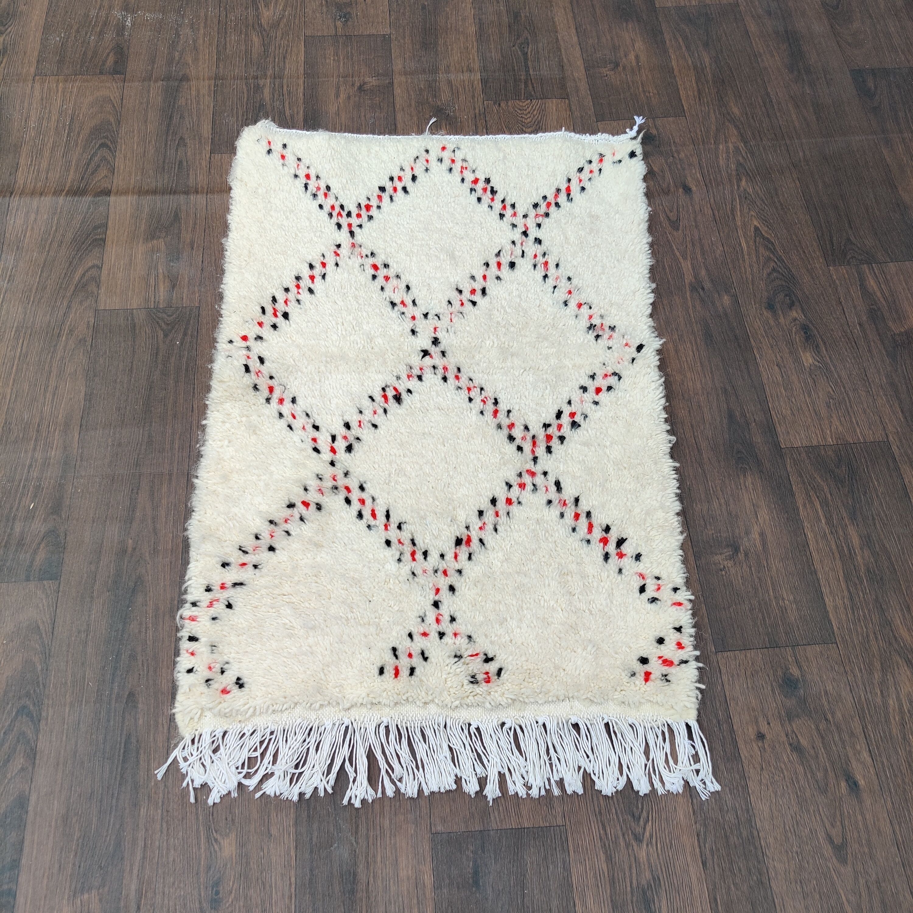 Tapis berbère losanges rouge et noir 70x105 cm