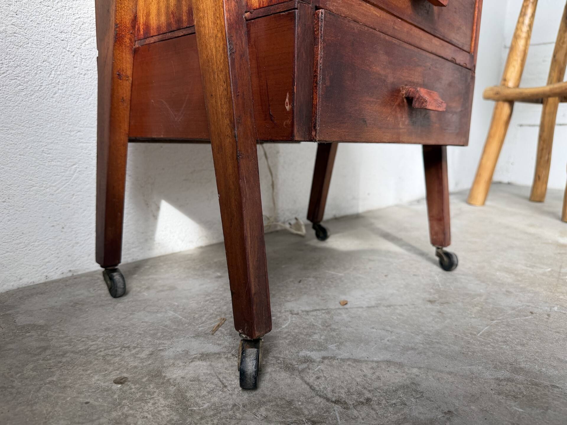 Small side table / Bedside table