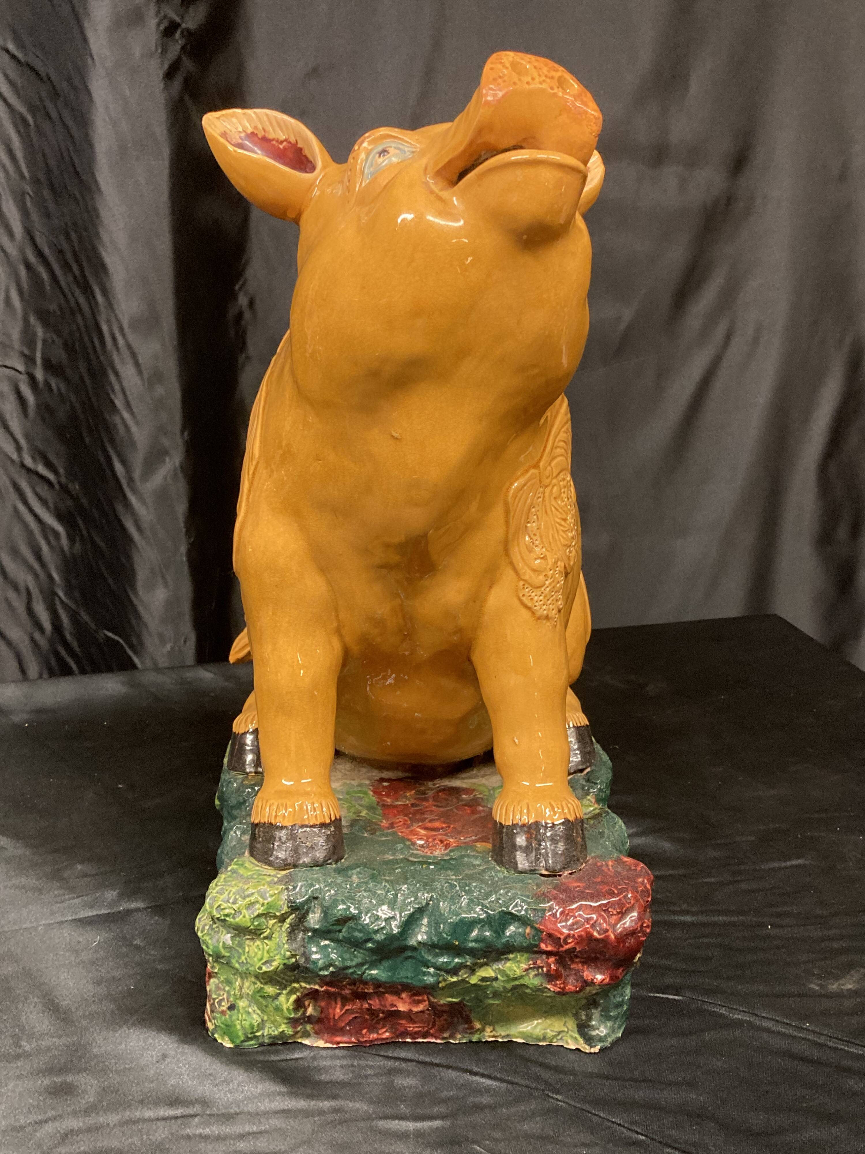 Ceramic pig