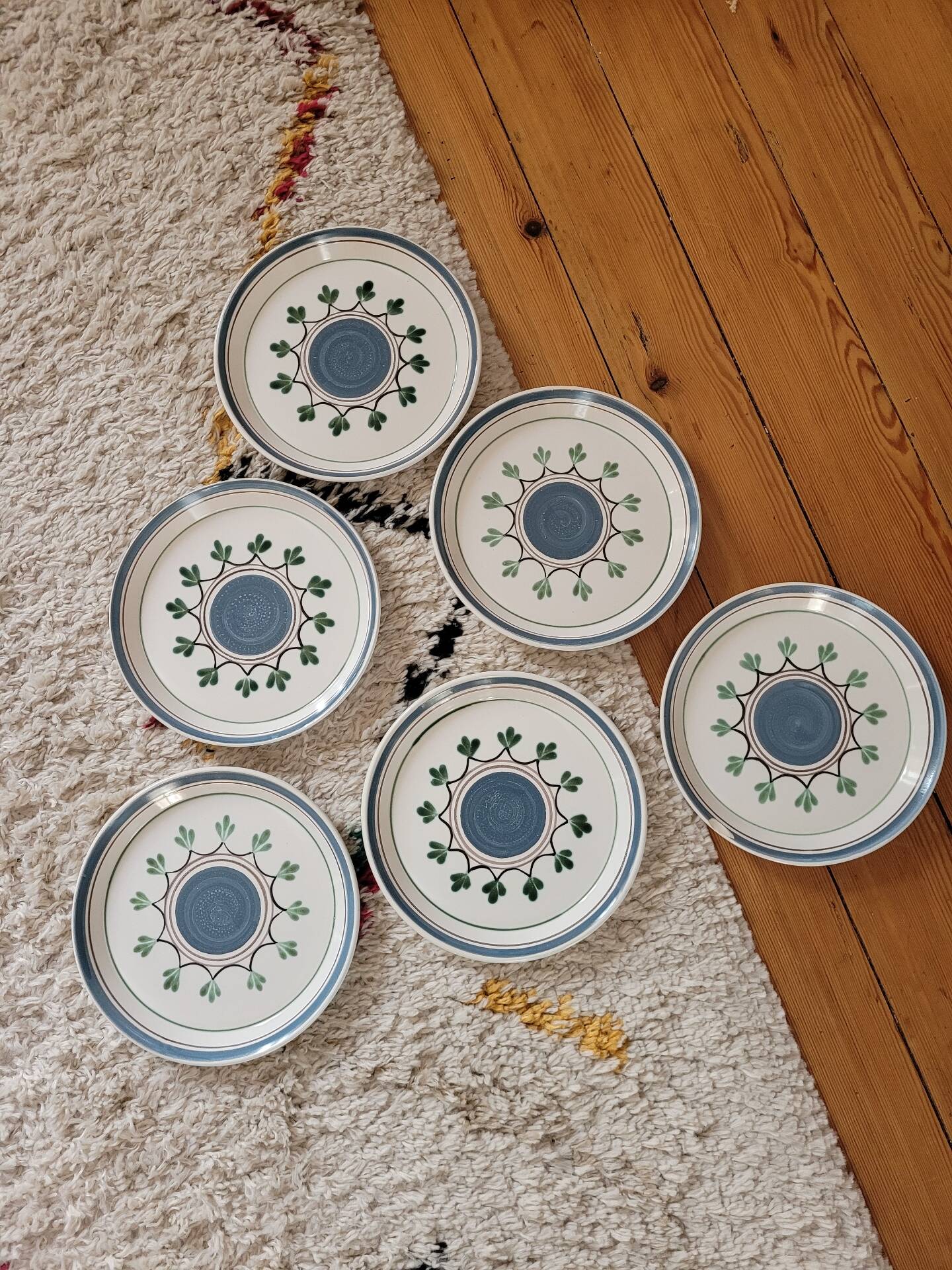 Lot no. 1 of 6 dessert plates MBFA Pornic